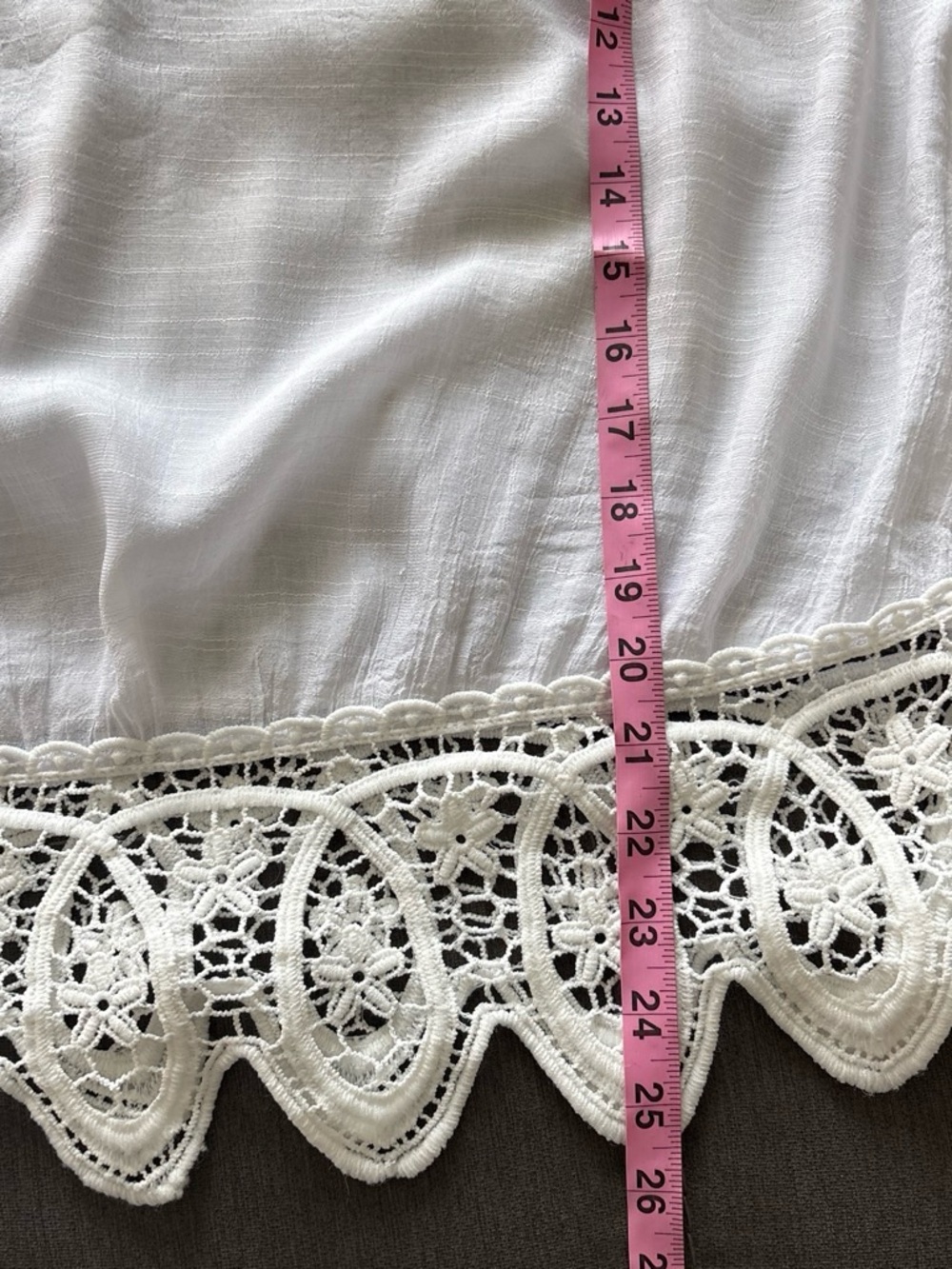 Sundance women’s ELEGANT OFF SHOULDER WHITE LACE oversized TOP WITH BELL SLEEVE - Picture 9 of 10